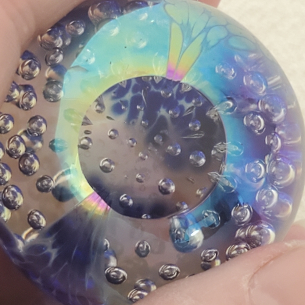 Art Glass Paperweight Controlled Bubbles Iridescent - Picture 5 of 7